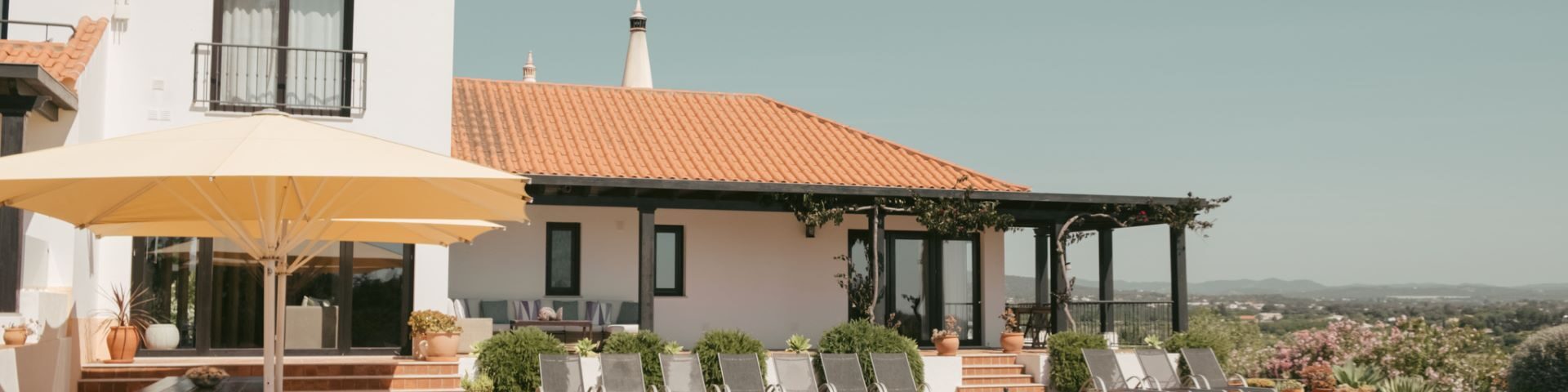 harming Algarve villa with terracotta roof and private pool at POMAR na Praia