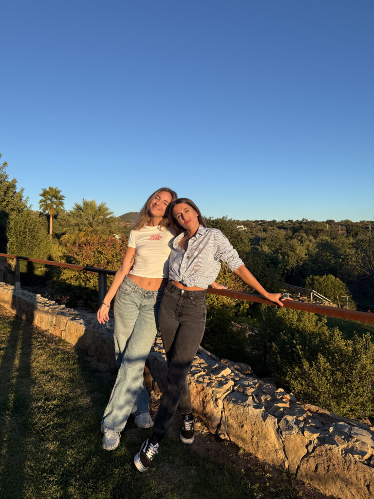 🌸 Coliver Portrait:Interview with Danique , one month of deep work and connections in southern Portugal